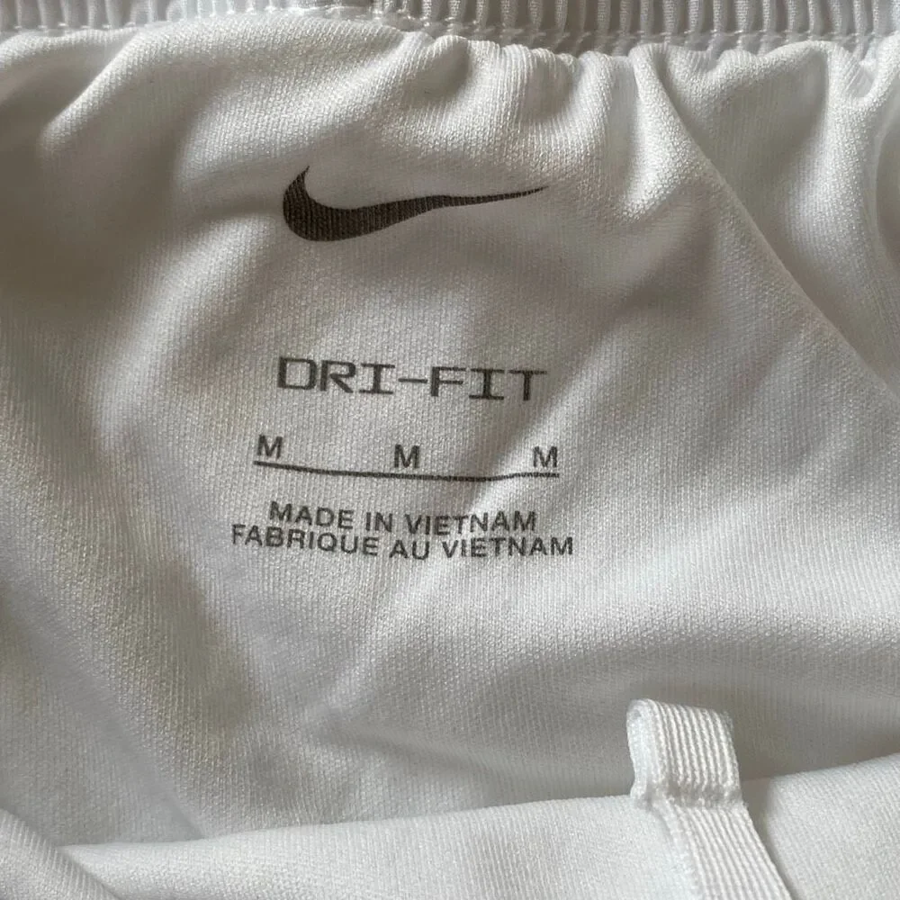 Nike Dri-Fit White Running Shorts Women’s Medium | Athletic Training Gym Activew